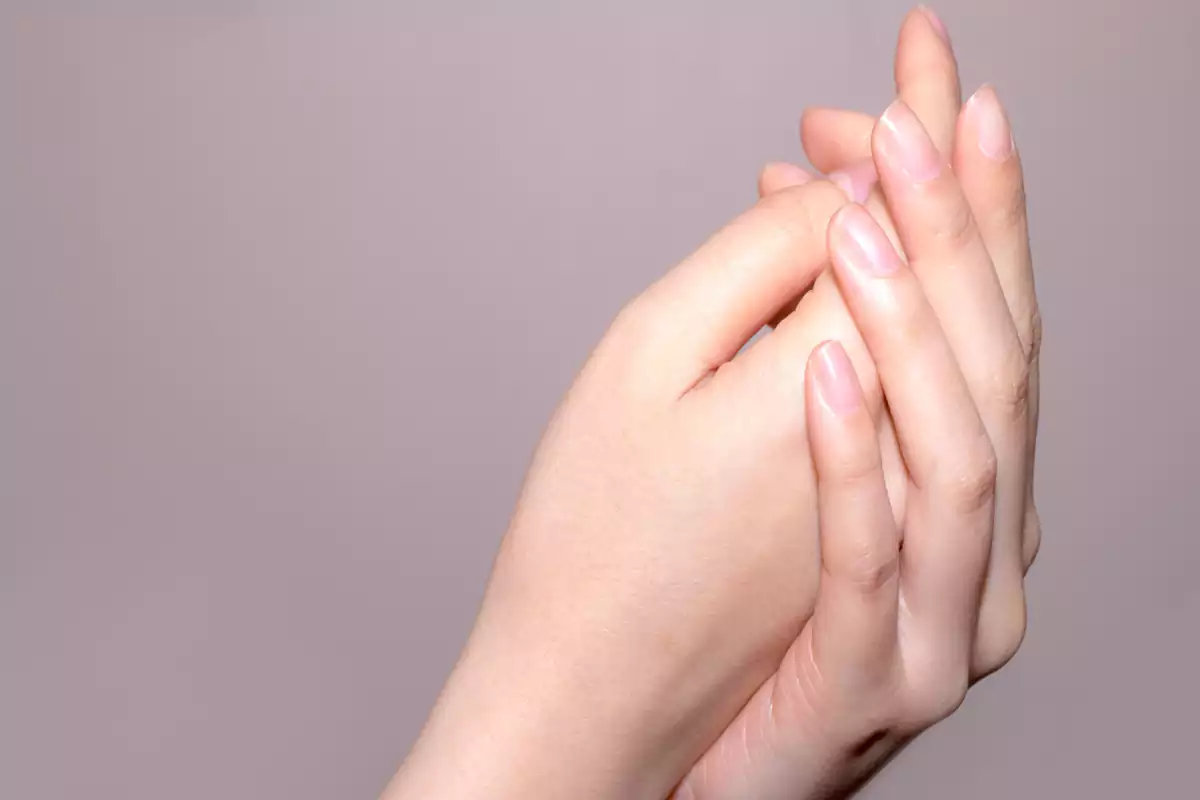 Women's hand eczema