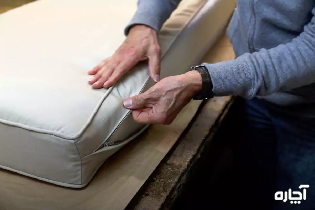 Washing foam inside the sofa