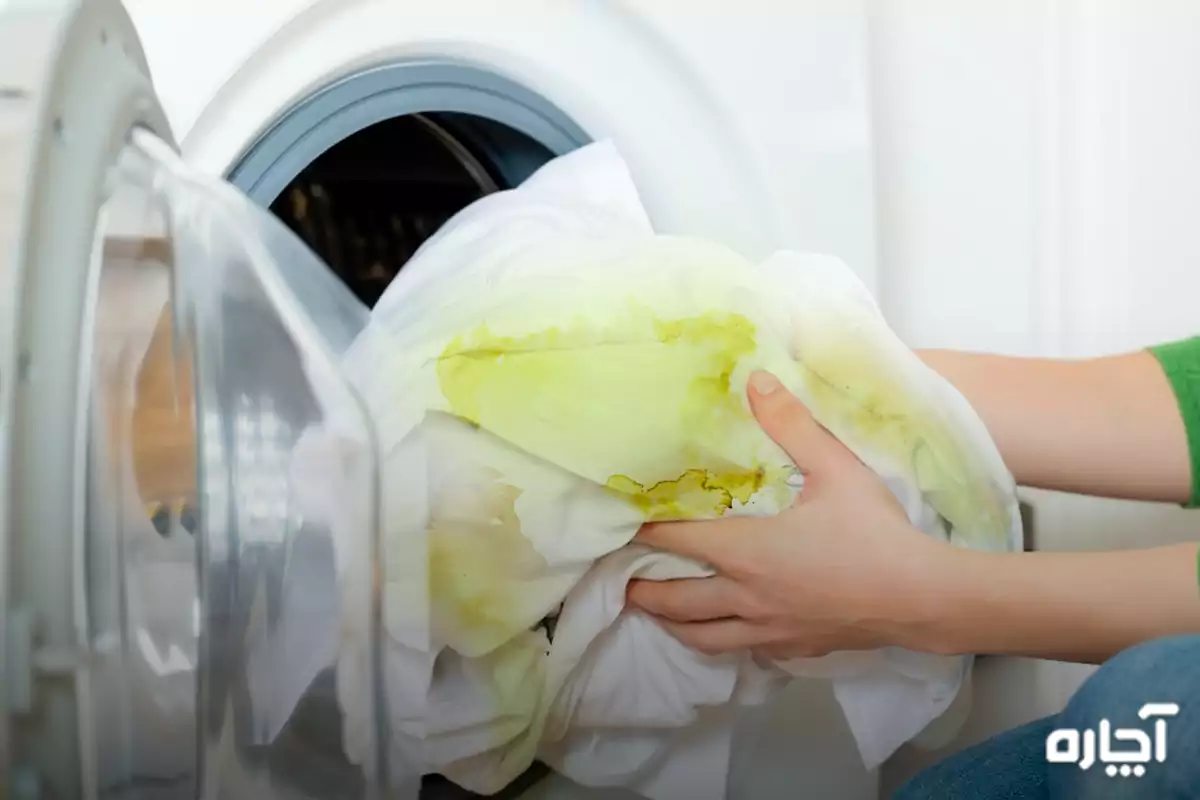 How to remove color stains from clothes