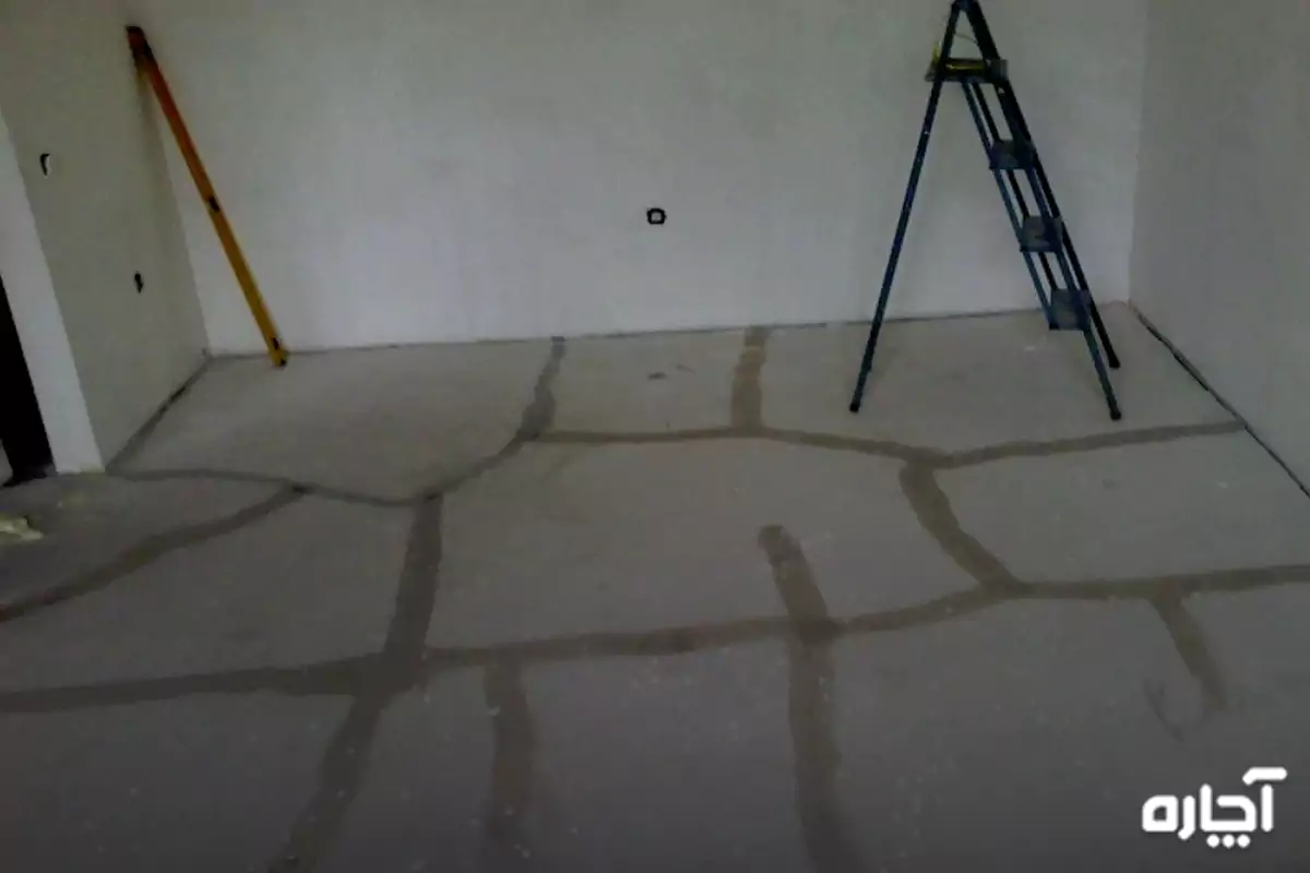 What is screed flooring