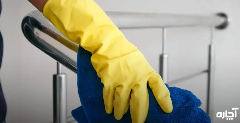 نظافتچی راه پله در تبریز