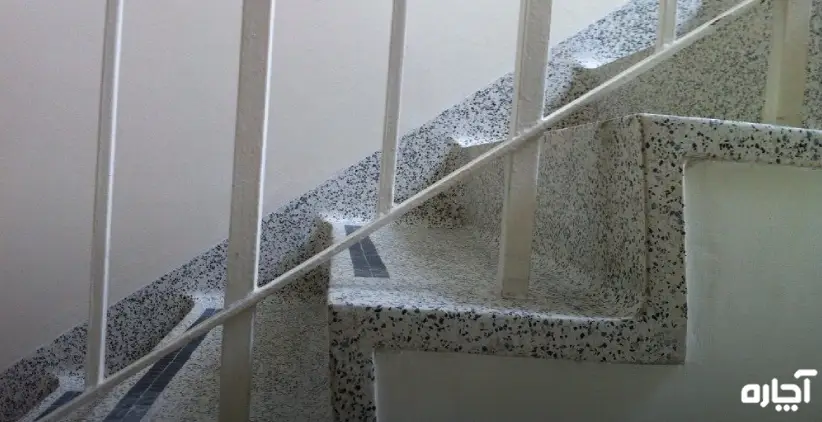 نظافتچی راه پله در کرمان