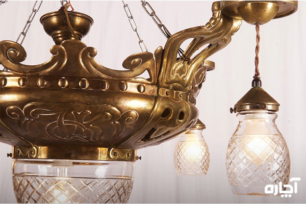 تمیز کردن لوستر چوبی