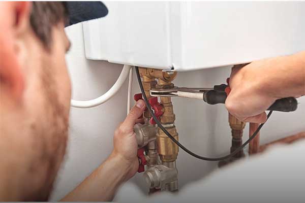 تعویض ژیگلور آبگرمکن دیواری آچاره