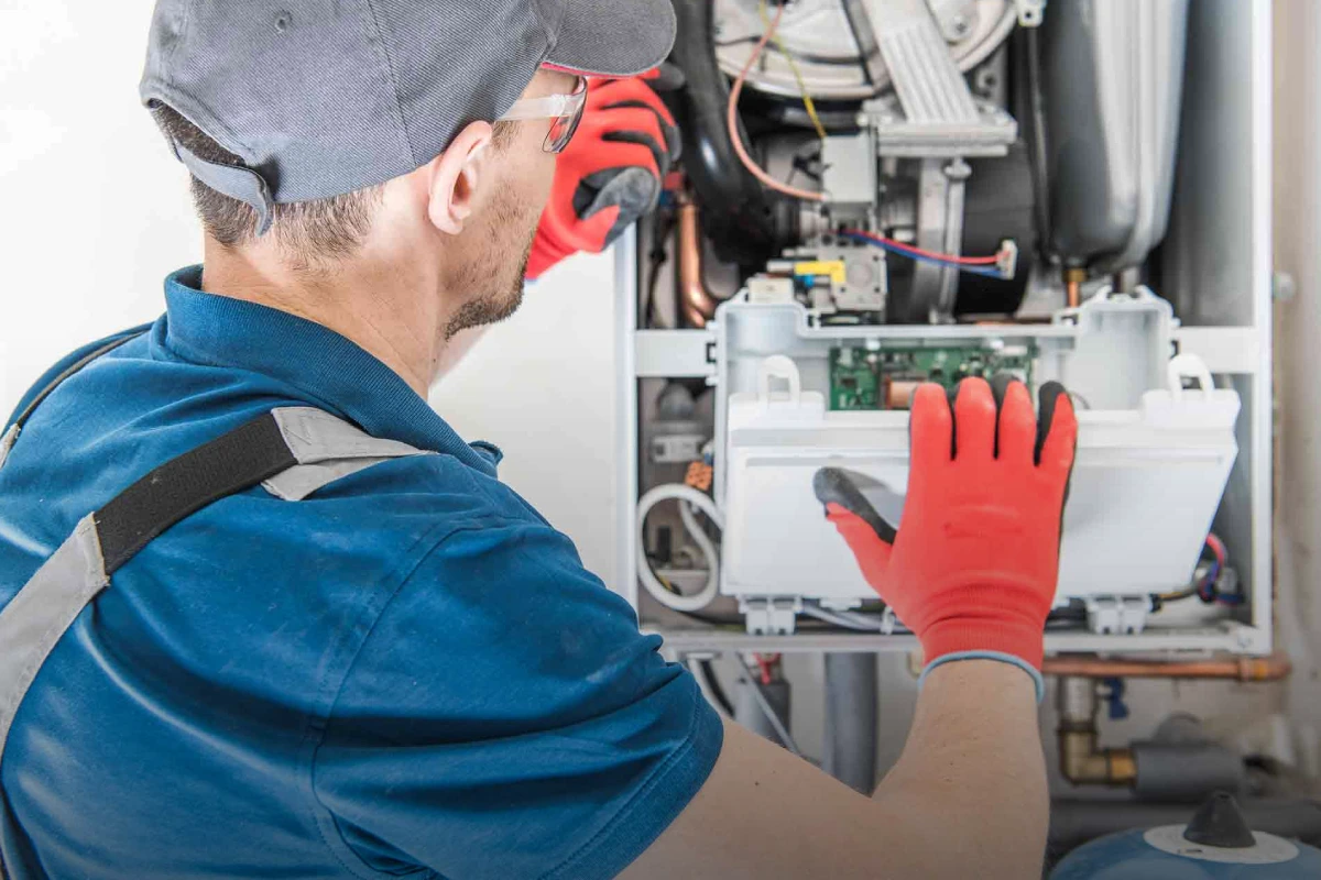 بهترین زمان سرویس پکیج دیواری