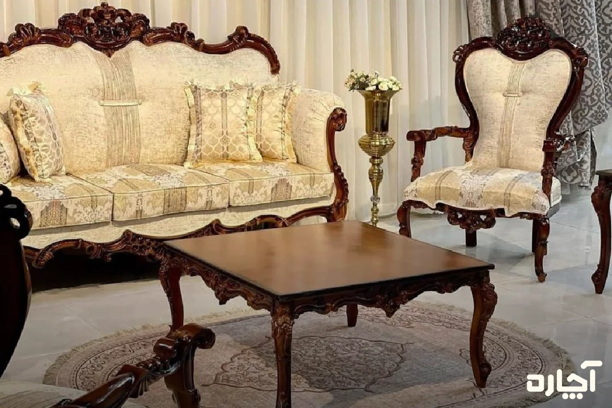 انواع مبل کلاسیک یا راحتی؛ مبل استیل ایرانی