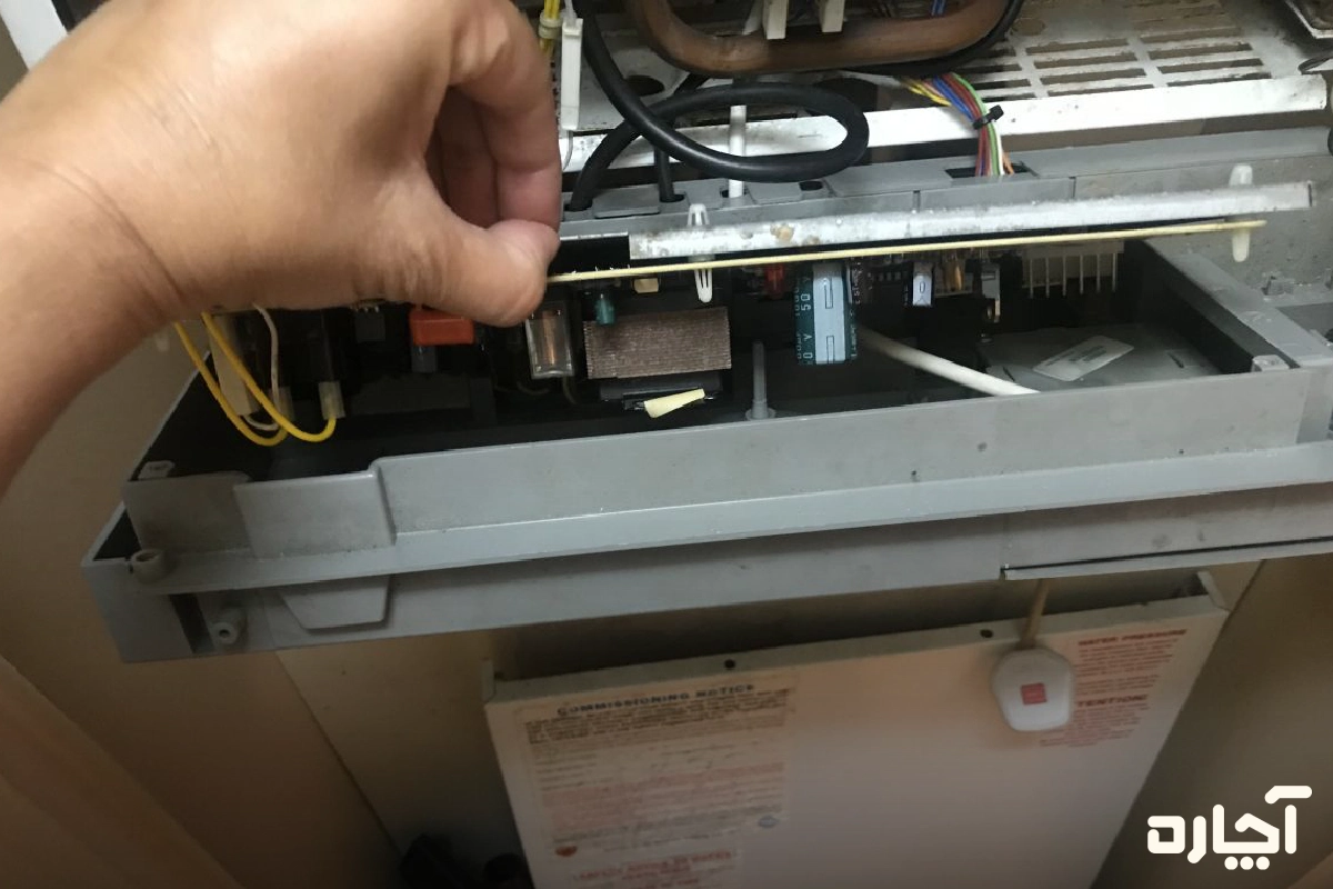 نوسانات جریان برق و جرقه زدن مداوم پکیج