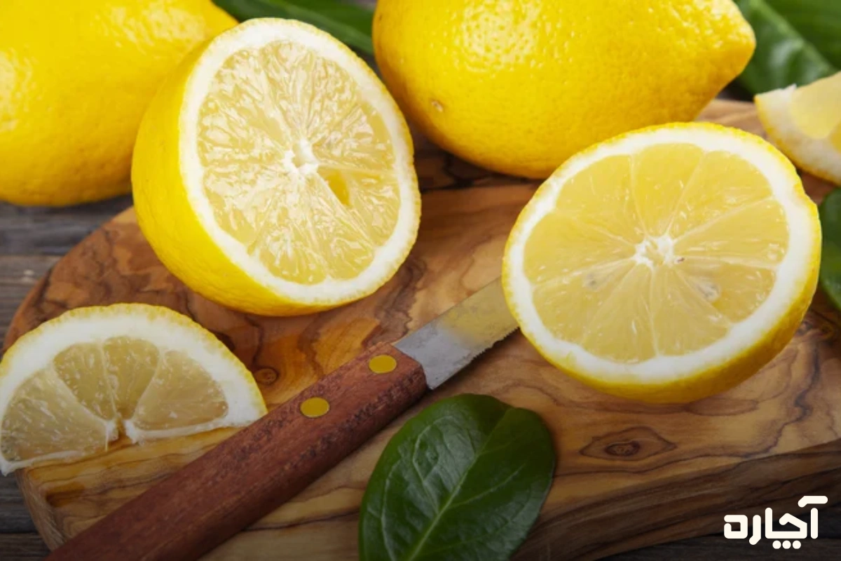 کاربرد آب‌لیمو در رفع بوی بد ظروف شیشه ای