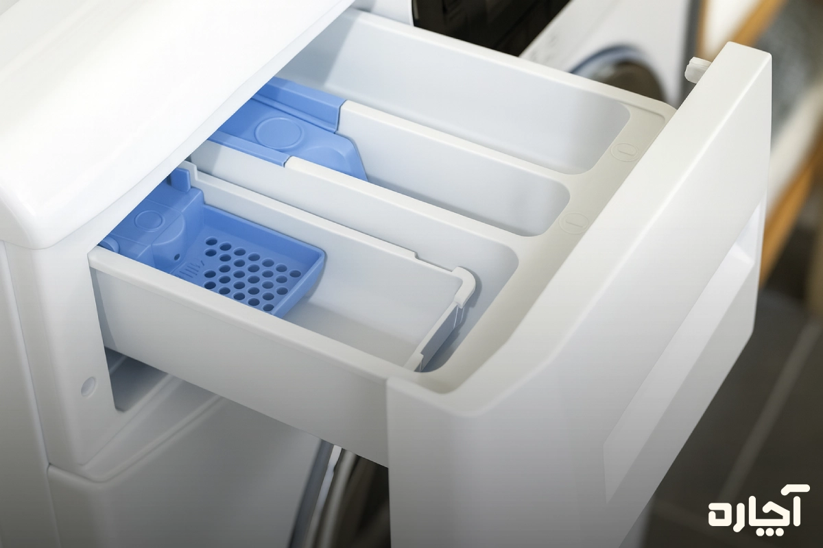 باز گذاشتن محفظه شوینده بعد از رعایت نحوه تمیز کردن لاستیک لباسشویی