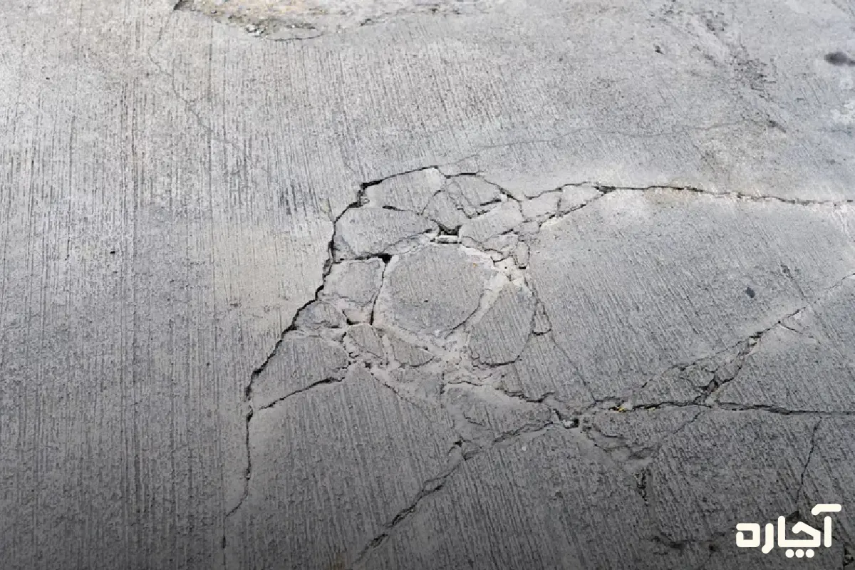 راهنمای رنگ آمیزی سیمان برای ترمیم ترک‌ها