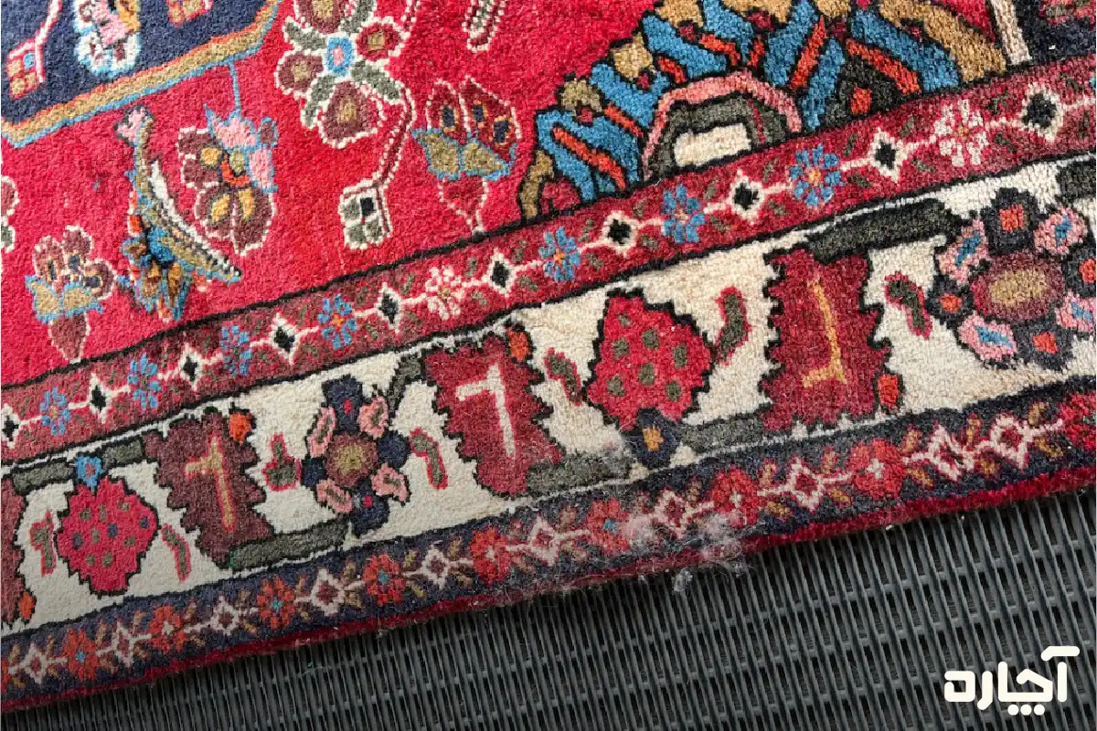 غبارگیری فرش صحیح پیش از خیس کردن