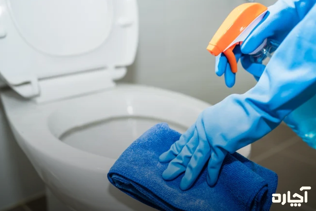 جرم‌زدایی عمیق زیر لبه بین بردن بوی توالت فرنگی