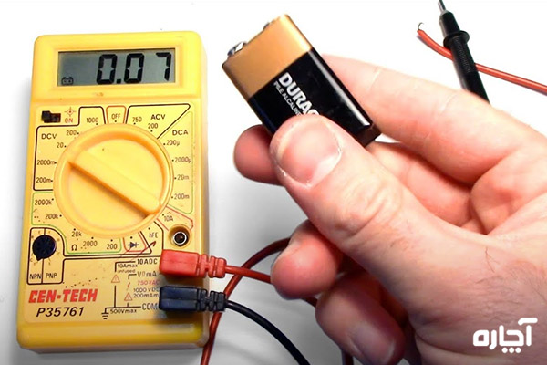 تست باتری با مولتی متر